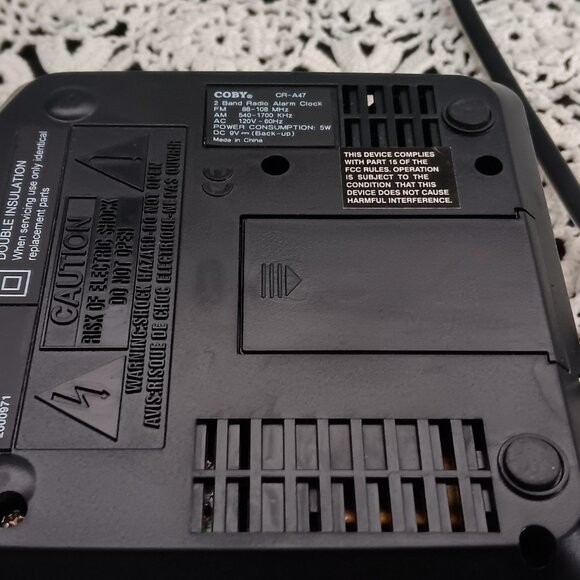 Coby Alarm Clock AM/FM Radio - Model CR-A47 - Picture 7 of 7